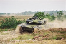 Strv-122 전차 - 유용원의군사세계 - 전문가광장 > 무기백과 Strv-122 전차