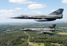 미라주 IV 폭격기 - 유용원의군사세계 - 전문가광장 > 무기백과 미라주 IV 폭격기