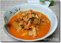 황사를 이기는 건강음식 돼지고기듬뿍 김치찌게