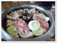 산이마을(제주도/서귀포시)...제주 흑돼지 목살과 생돼지갈비...