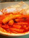 유년시절 뚝방길에서 사 먹던 그 추억의 떡볶이 맛 그대로, 옥수역 떡볶이집