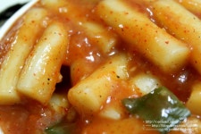 [평촌 마늘 떡볶이] 남편이 밤 늦게 사온 마늘 떡볶이, 진짜 완전 맛있는 제 입맛이예여!!