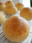 통밀을 듬뿍 넣어 만든 발효빵이예요~ - 10만개의 레시피, 메뉴판키친 요리판