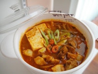 돼지고기 김치찌개/ 돼지고기 목살 김치찌개 - 매일매일맛있게 메뉴판닷컴