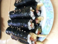 꼬마김밥냠냠|∩ω∩|