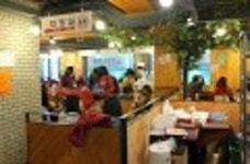 [명동맛집/명동 알쌈 쭈꾸미 vs 최씨 아저씨 부대찌개] 매콤한 쭈꾸미로 봄 입맛 찾아왔어요!