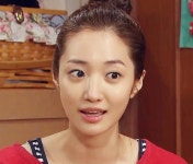하얀 피부에 포인트브론즈메이크업으로 완성한 ,고준희의 여신메이크업