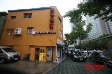 삼각지역에 위치한 오래된 음식점 한강생태