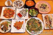 술상 메뉴 하나만 주문하면 요리가 10가지 이상! 사당역 남도술상