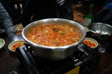 [부산수영맛집] 닭도리탕이 잘 나가는 닭발집 ~ 호호불닭발
