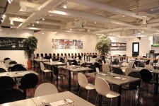 홍대 툭툭치킨 / 치킨뷔페에 솔깃~