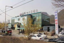 이로운정육점 | 군위 고기먹으러 갔다가 쑥캐기좋은곳 발견~