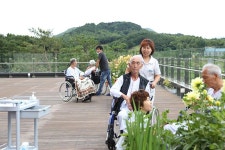 대정요양병원 정원에서 산책하고 왔어요.