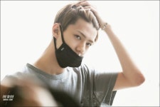 역시나 시크터지는 엑소 세훈 공항패션