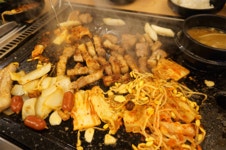 숯불통삼겹살이 무한리필인 인기 고깃집! 전북대 참돈