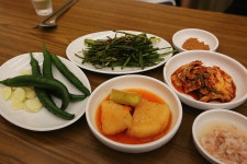 돈육 내장과의 사투 끝 승리한 착한식당 / 숙대 제일 어버이 순대