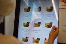 노브랜드 버거 메뉴 선택 도와드려요?