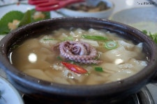 이지데이 맛집 - 팔미낙지한마리수제비