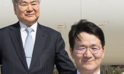 대한항공 여객기 괌 착륙 중 미끄러져…부상자는 없어 : 경제일반 : 경제 : 뉴스 : 한겨레 대한항공 여객기 괌 착륙 중 미끄러져…부상자는 없어