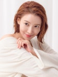 SKY 캐슬 쌍둥이 엄마 노승혜 맞아 몰라보게 섹시해진 윤세아 | 한국경제TV SKY 캐슬 쌍둥이 엄마 노승혜 맞아 몰라보게 섹시해진 윤세아