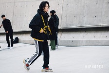 2018-03-0372 | 힙합퍼｜거리의 시작 - Now, That's Street 2018FWSEOULFASHIONWEEKSTREETSNAP03THUMagazine힙합퍼｜거리의시작NowThatsStreet