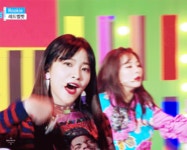 레드벨벳 - 리틀리틀 + 루키 컴백무대 (MBC쇼!음악중심 170204) 레드벨벳 - 리틀리틀 + 루키 컴백무대 (MBC쇼!음악중심 170204) > 연예계 수다... 