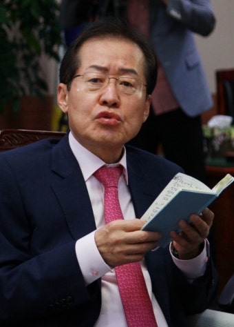 오늘의유머 - 홍준표, 수십억 드는 당 대표 경선에 “1억 사용” 축소 신고 의혹 홍준표, 수십억 드는 당 대표 경선에 “1억 사용” 축소 신고 의혹