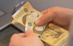 연 이자율 2,281%…인천 구청 공무직원이 1억대 대부업