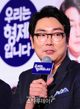 ‘우리는 형제입니다’ 조진웅 