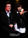 [포토] 가수 문현주, 오승근 선배님 콘서트 축하드려요~ [포토] 가수 문현주, ″오승근 선배님 콘서트 축하드려요~″