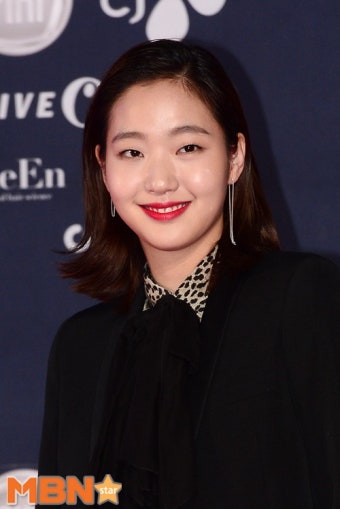 김고은, BH엔터와 손잡다…“최근 전속계약 완료”(공식)