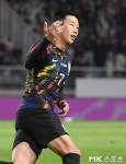 '환상 프리킥' 손흥민, 역전골 넣으러 가자! [MK포토]