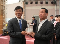 당진시 농업인, 충남 농업 대축전에서 공로 인정받아:내외신문 ≪내외신문≫ 당진시 농업인, 충남 농업 대축전에서 공로 인정받아