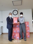 인천광역시 부평구 십정2동 어버이날 맞아 동암신협과 경로당에 효도선물 전달:내외신문 ≪내외신문≫ 인천광역시 부평구 십정2동 어버이날... 