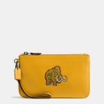 USA 전문 온&오프라인 구매대행 쇼핑몰 폴로박스입니다. [폴로박스] [해외] Coach Beasts Small Wristlet in Glovetanned Leather