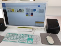 동네 도서관에 있는 일체형 PC...