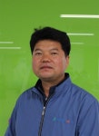 [서울신문] “기름때 찌든 옷, 집에서 안 섞이게… 작업복 세탁소 확산되길” “기름때 찌든 옷, 집에서 안 섞이게… 작업복 세탁소 확산되길”