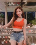 [서울신문] [포토] ‘미모+몸매’ 남심 흔드는 DJ 수라 [포토] ‘미모+몸매’ 남심 흔드는 DJ 수라