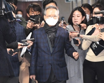 [서울신문] [서울포토] 미래통합당 예비후보들의 아우성 ‘공정 공천’ [서울포토] 미래통합당 예비후보들의 아우성 ‘공정 공천’