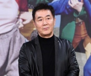 한진희_7563-2 | 텐아시아