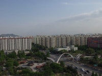 스퀘어 - 서울에서 아파트만 지어놓은것같은 동네