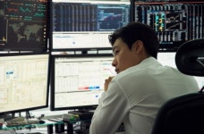 뎡배 - 올림픽과 함께 내배우 개봉예정작 스틸이 등장해써!!(주어 류준열)