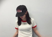 닼민이 사야네 사진에 왜 반응했나 했더니ㅋㅋㅋ 같은 옷이네 - AKB48그룹 카테고리