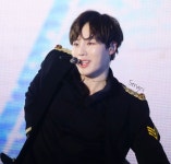 더쿠 - 성운이 오늘 올라온 부산 팬콘 고화질 사진들