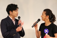 더쿠 - 오늘 영화 「멋진 다이너마이트 스캔들」 첫날 무대인사