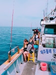 바다낚시 > 점주선장조황 > 제주도 배낚시~ 쇠소깍 청송호와 함께 잊지못할 추억만들어 보세요~ #제주도 배낚시,#제주배낚시,#서귀포 배낚시... 