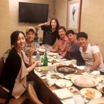 다시 뭉친 장미빛 연인들팀…화기애애