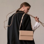 WIZWID:위즈위드 - [VERT ET NOIR:베르에누아][5%쿠폰]Nouer Square Bag [누위 스퀘어백]-Beige WIZWID