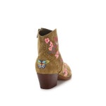 위즈위드 WIZWID:Heidi Floral-Embroidered Suede Boots