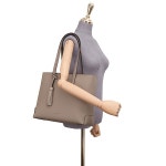 [아이스탁몰]  피에르가르뎅[잡화]_세이백화점 쇼퍼백J1280YVEJK패션소품/데일리백/가방/핸드백 47,500원